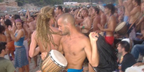 SUNSET DRUMMING RITUAL - Cala Benirràs - Ibiza