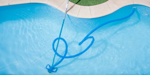 Ashvin, entretien et nettoyage de piscines à Maurice