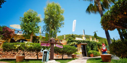 Pikes Hotel