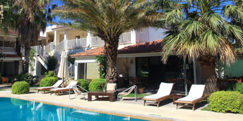 Şah Hotel