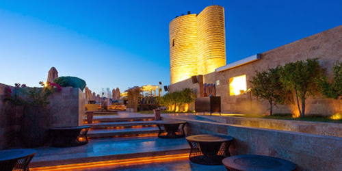 Palmarina by night