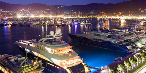 Palmarina by night