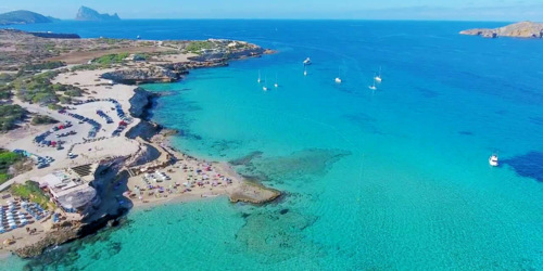 Plage de Cala Comte à Ibiza