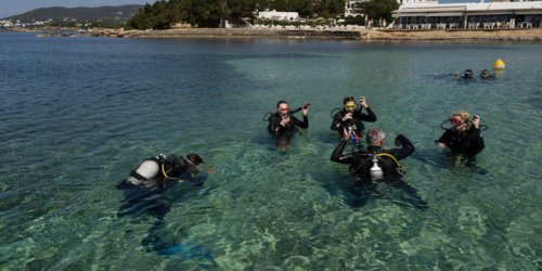 DIVESTAR Scuba Diving Center - Cala Martina - Santa Eulàlia