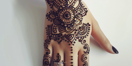 Henna art by Saranah, Mauritius