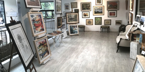 Art Boutique Small & Chic in Curepipe