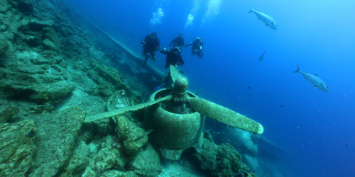 Epave d'avion [@AquaPro]