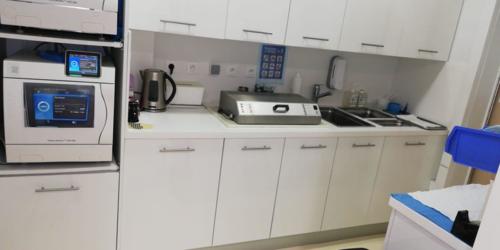 The practice of Dr Jean Luc Henry