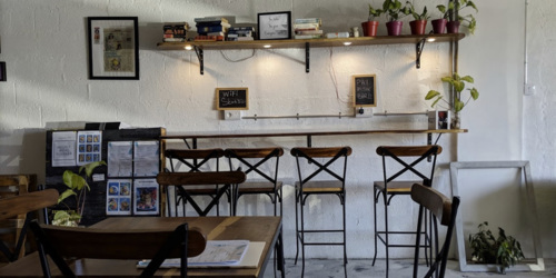 Eat with fingers Vegan Restaurant in Mauritius