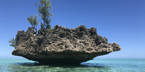 Crystal Rock, Ile aux Benitiers